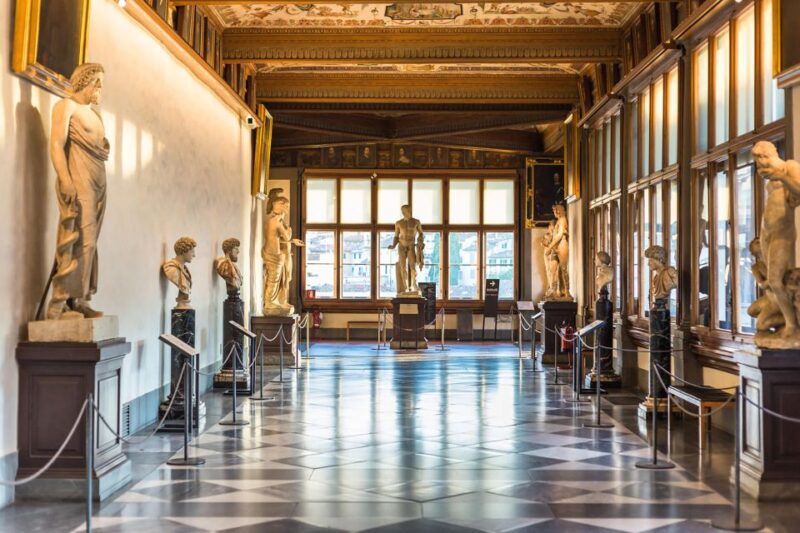 Explore Florence's Uffizi: Art, History & Panoramic Views - Key Points