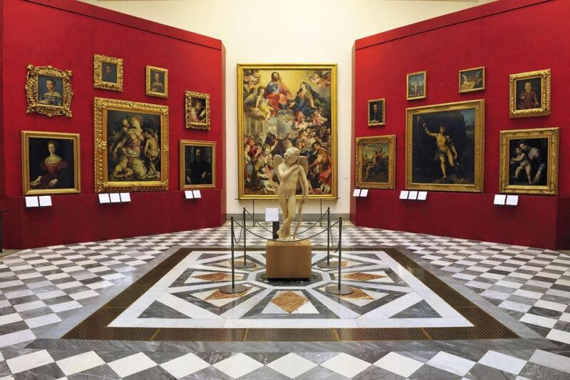 Explore Florence's Uffizi: Art, History & Panoramic Views - Masterpieces at the Uffizi