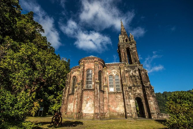 Explore Furnas by Van - Full Day Tour With Lunch and Thermal Baths - Reviews and Feedback