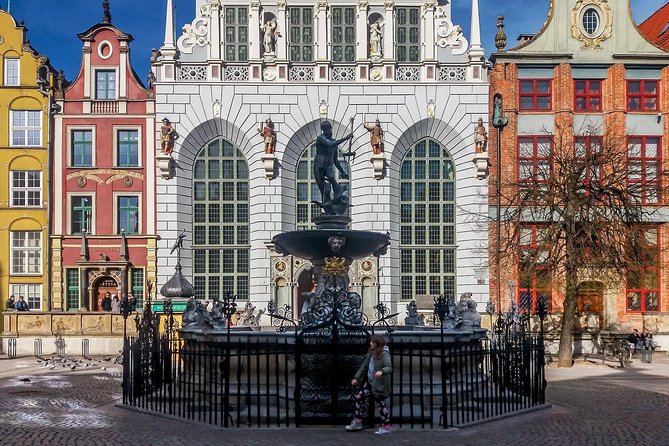 Explore Gdańsk: 6-Hour Private Guided Tour of Key Highlights - Traveler Reviews and Ratings