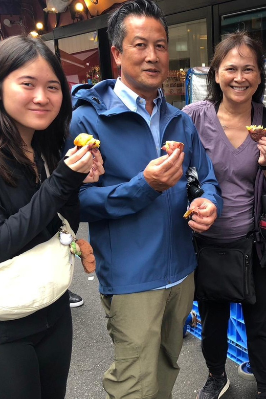 Explore Ginza Nightlife Friendly Foodie Tour With a Guide - Key Points