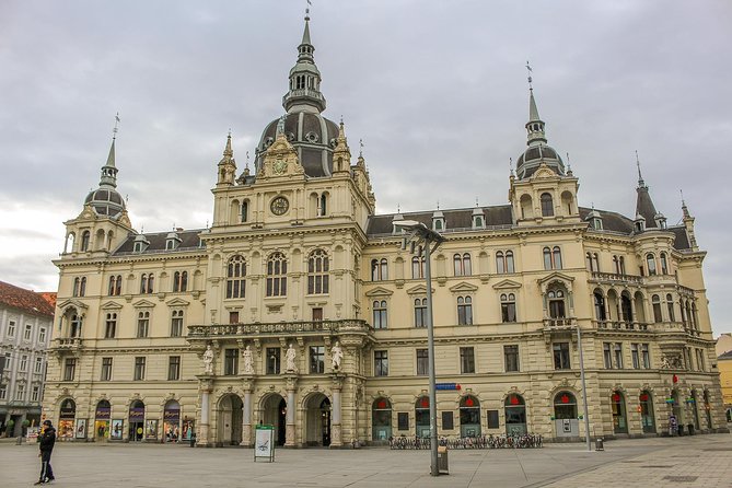 Explore Graz in 60 Minutes With a Local - Tour Inclusions and Exclusions