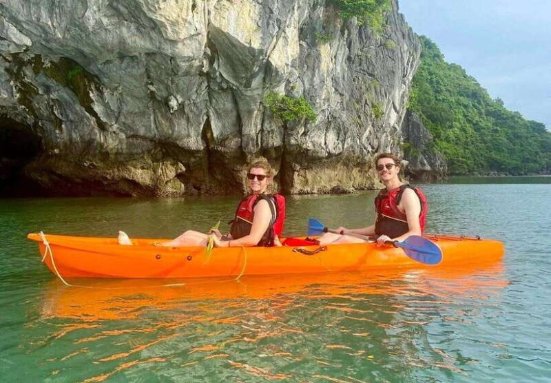 Explore Halong Bay Cruise With Lunch, Kayak, Thien Cung Cave - Key Points