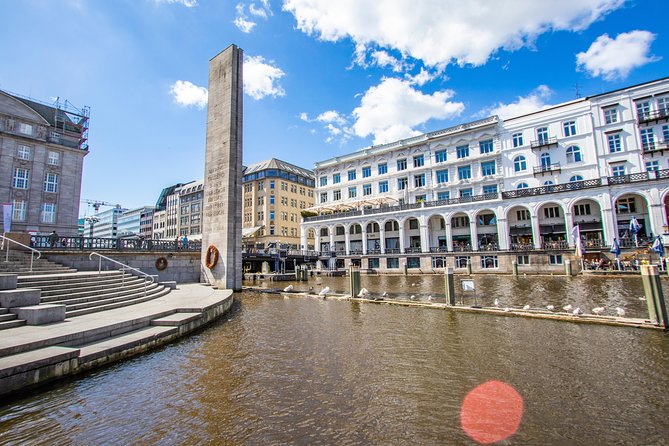 Explore Hamburg in 90 Minutes With a Local - Pricing and Cancellation Policy