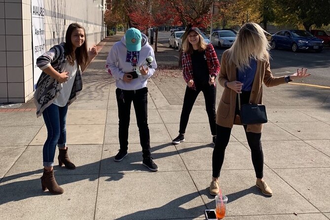Explore Hampton With a Unique Scavenger Hunt by Zombie Scavengers - Navigating the Self-Guided Experience
