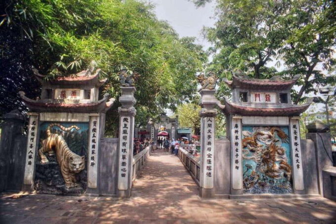 Explore Hanoi Half Day - Afternoon Tour - Photography and Safety Tips