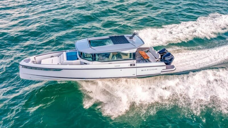 Explore Helsinki in Any Weather, Using the Saxdor 320 Gtc. - Inclusions and Amenities