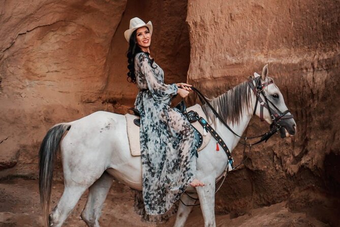 Explore Hidden Valleys of Cappadocia on Horseback - Exploring Cappadocias Stunning Landscapes