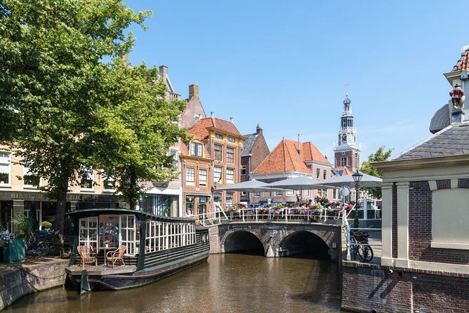 Explore Highlights of Alkmaar: Self-Guided GPS and Audio Tour - Historic Waagplein and Schapenbrug