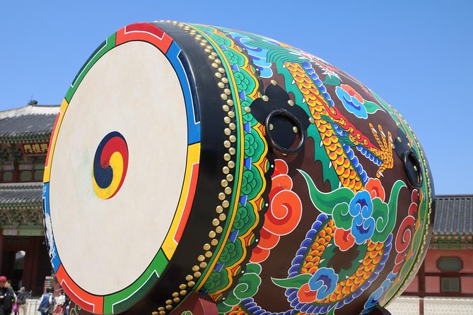 Explore Historic Seoul With a Local, Bukchon Hanok Village - Accessibility and Booking