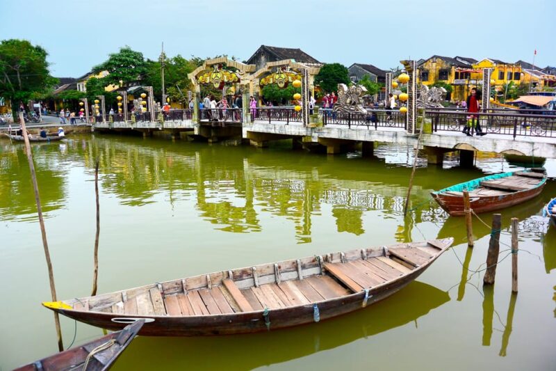Explore Hoi an Ancient Town and Coconut Village With Dinner - Experience and Activities