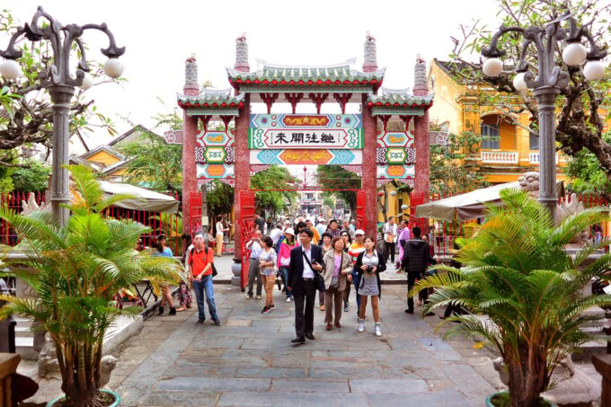 Explore Hoi an Ancient Town and Coconut Village With Dinner - Pickup and Drop-off Options
