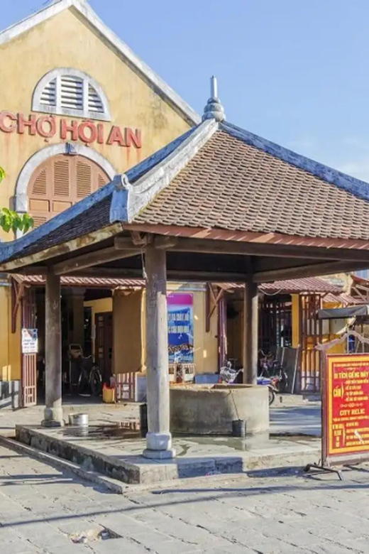 EXPLORE HOI AN CITY TOUR-BOAT RIDE-RELEASE FLOWER LANTERN - Phuc Kien Assembly Hall