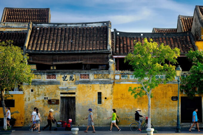 EXPLORE HOI AN CITY TOUR-BOAT RIDE-RELEASE FLOWER LANTERN - Boat Ride and Lantern Release