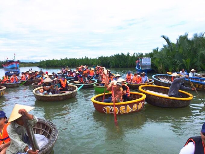 Explore Hoi An City With a Private Chauffeur - Booking and Payment Details
