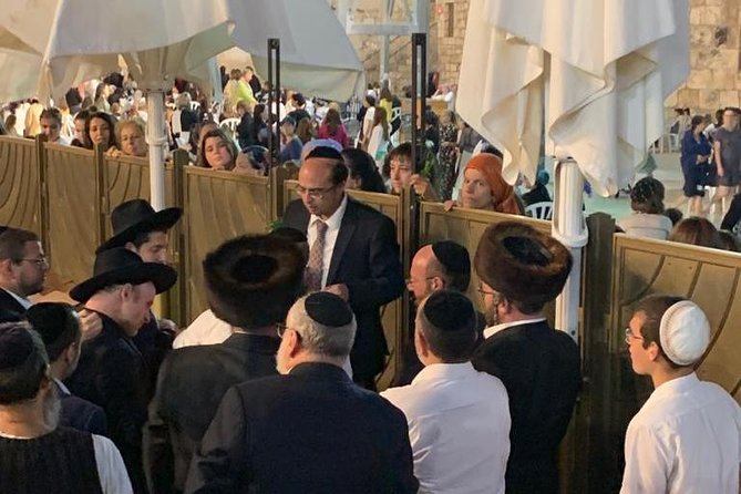 Explore Jerusalems Old City - Private Group Experience