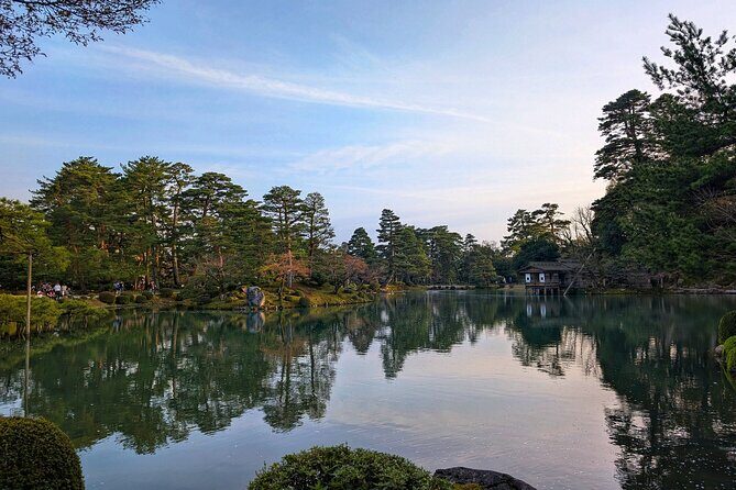 Explore Kanazawa Half Day Private Tour with Local Guide - Who Should Consider This Tour?