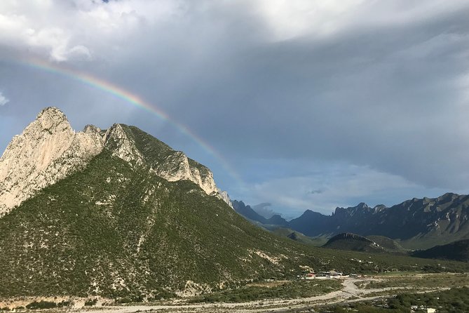 Explore La Huasteca Canyon - Accessibility and Recommendations