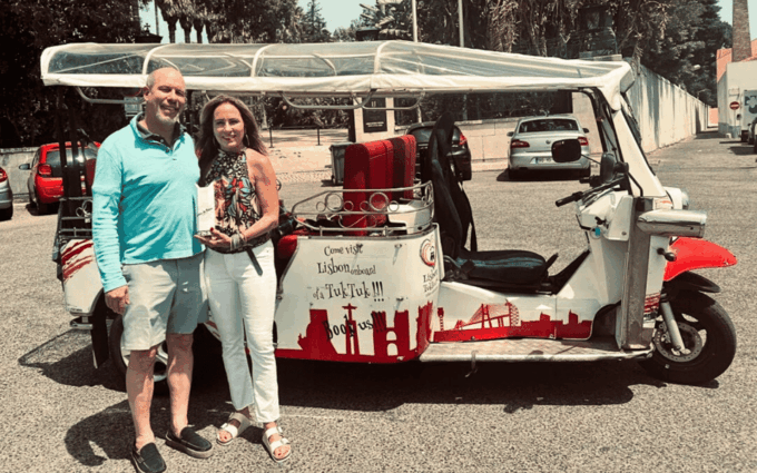 Explore Lisbon: Electric Tuk Tuk With a Local Drink - Eco-friendly Electric TukTuk