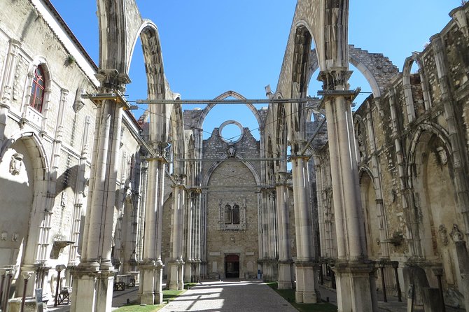Explore Lisbon'S Art and Culture With a Local - Neighborhood Highlights
