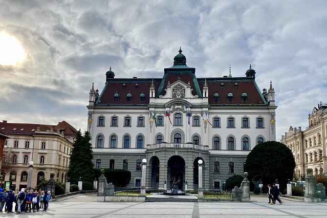 Explore Ljubljana in 60 Minutes With a Local - Cancellation and Customer Support