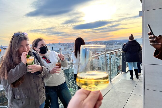 Explore Madrid Rooftop Bars - Key Points