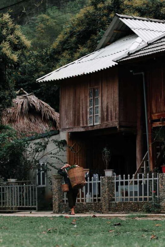 Explore Mai Chau 1 Day From Hanoi - Travel to Deo Thung Khe