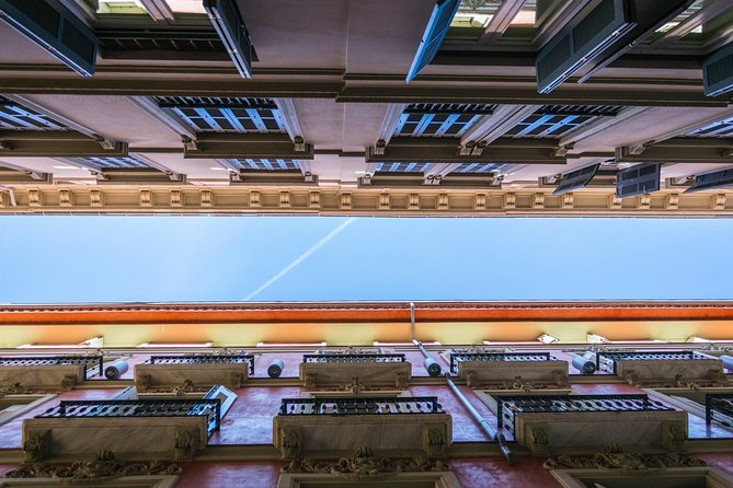 Explore Malaga in 60 Minutes With a Local - Logistics and Accessibility