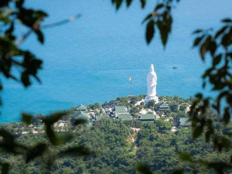 EXPLORE MONKEY MOUNTAIN - MARBLE MOUTAINS - HOI AN CITY PM - Linh Ưng Pagoda