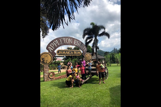 Explore Montego Bay Jamaica to Pelican Bar & Appleton Rum Factory - Visiting Appleton Rum Factory