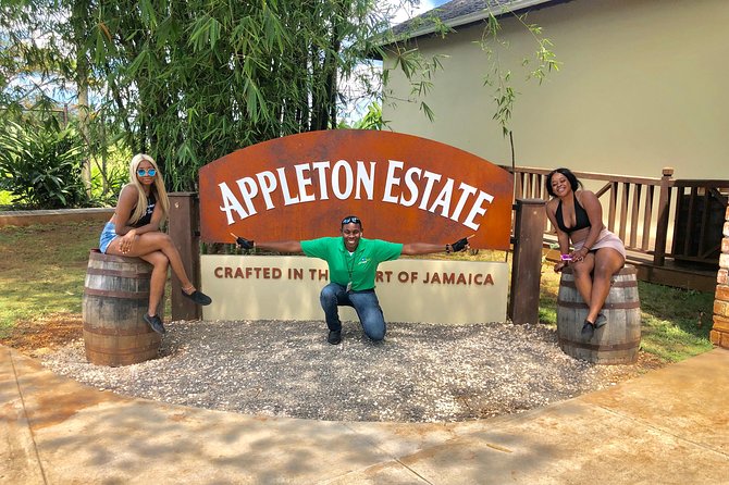 Explore Montego Bay Jamaica to Pelican Bar & Appleton Rum Factory - Relaxing at Black River