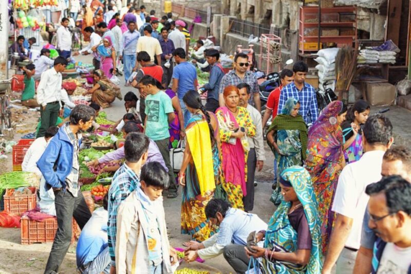 Explore Mysore: Palatial Grandeur & Vibrant Markets - Key Points