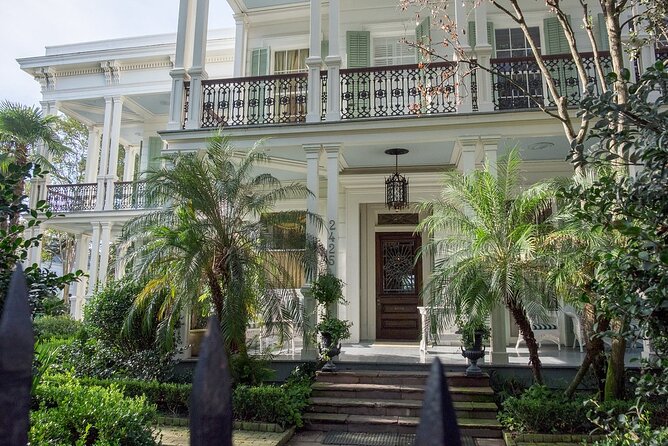 Explore New Orleans Garden District: Private 2-hour Walking Tour - Meeting and Ending Points