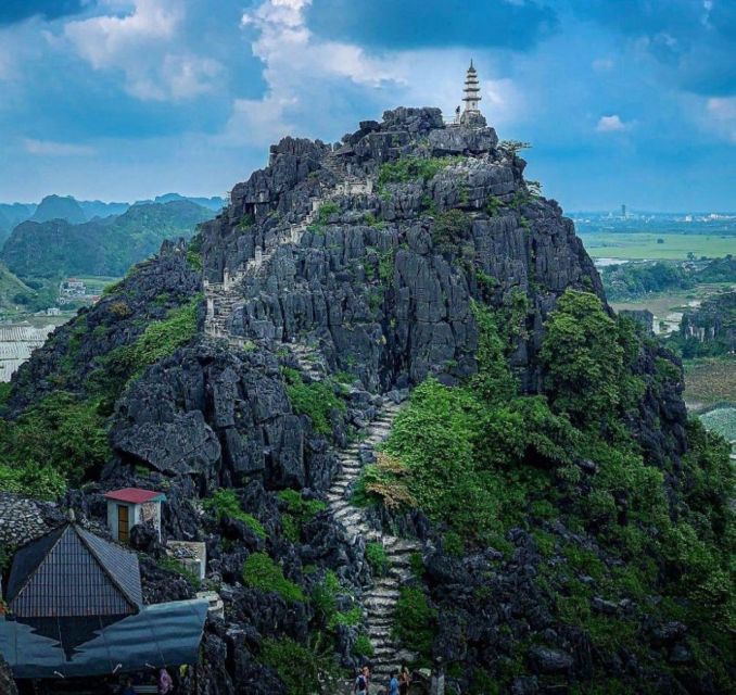 Explore Ninh Binh: Hoa Lu, Tam Coc, Mua Cave Full Day - Stunning Sunset Views