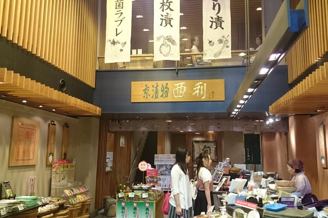 Explore Nishiki Market: Food & Culture Walk - Additional Tour Considerations