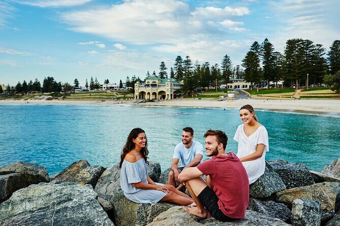 Explore Perth Beaches at Sunset by Minibus - A Complete Look at the Perth Beaches Sunset Tour