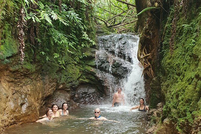'Explore' Rarotonga Guided Bike Tour with Lunch and Swim - FAQs
