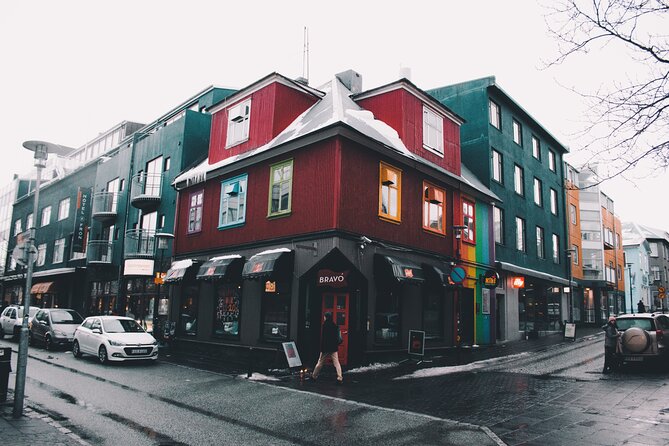 Explore Reykjavik in 60 Minutes With a Local - Host Responses