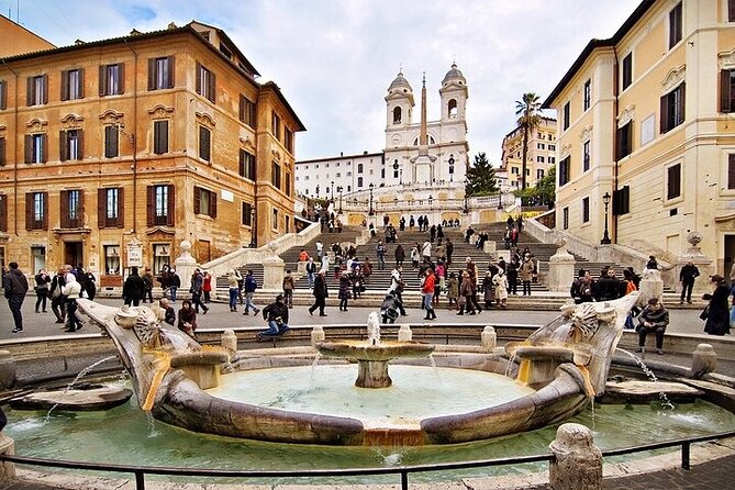 Explore Romes Heart: A Captivating Walking Tour - Stroll Through Picturesque Piazza Venezia