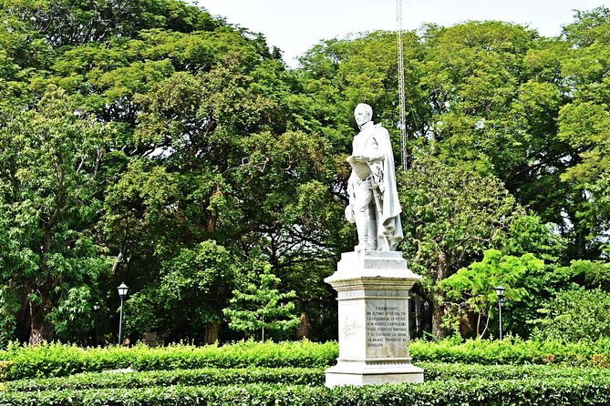 Explore Santa Marta'S History, Museums and Architecture in 4 Hours - Meeting and Pickup Details