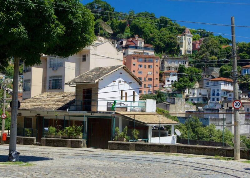 Explore Santa Teresa: Walking Tour With Iconic Tram! - Key Points