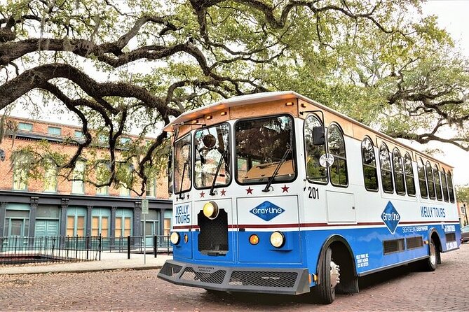 Explore Savannah Sightseeing Trolley Tour With Bonus Unlimited Shuttle Service - Accessibility and Capacity