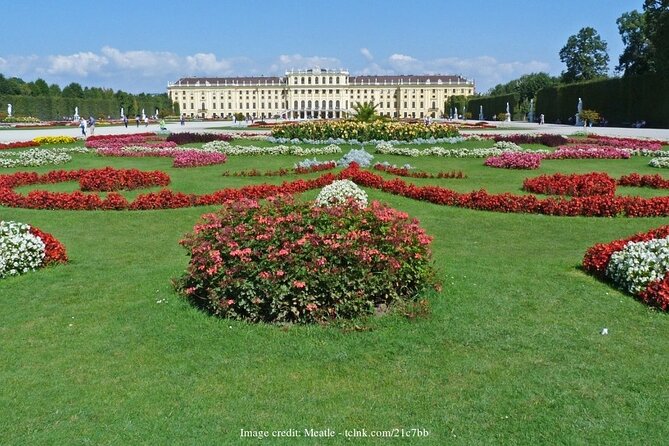 Explore Schönbrunn Palace & Gardens: Private 2.5-hour Guided Tour - Quick Points