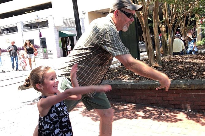 Explore Scottsdale With a Unique Scavenger Hunt by Crazy Dash - Interacting With the Remote Guide