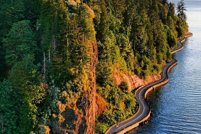 Explore Stanley Park on Electric Scooters - Key Points