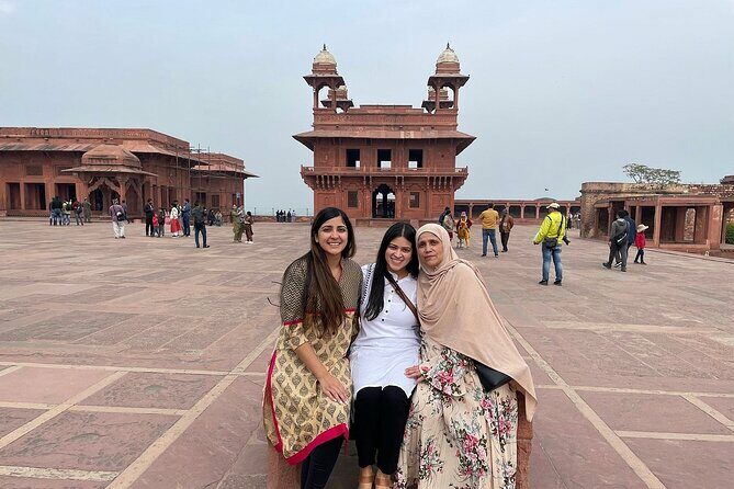Explore Taj Mahal & Sacred MathuraVrindavan Tour From Jaipur - Key Points