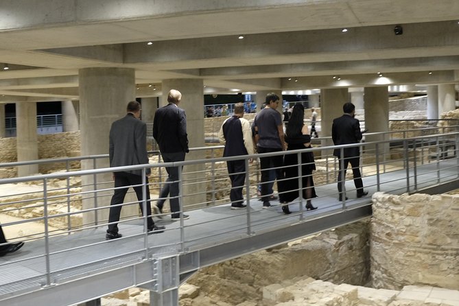 Explore the Acropolis Museum With a Tablet, Fun & High-End - Group Size and Tour Details