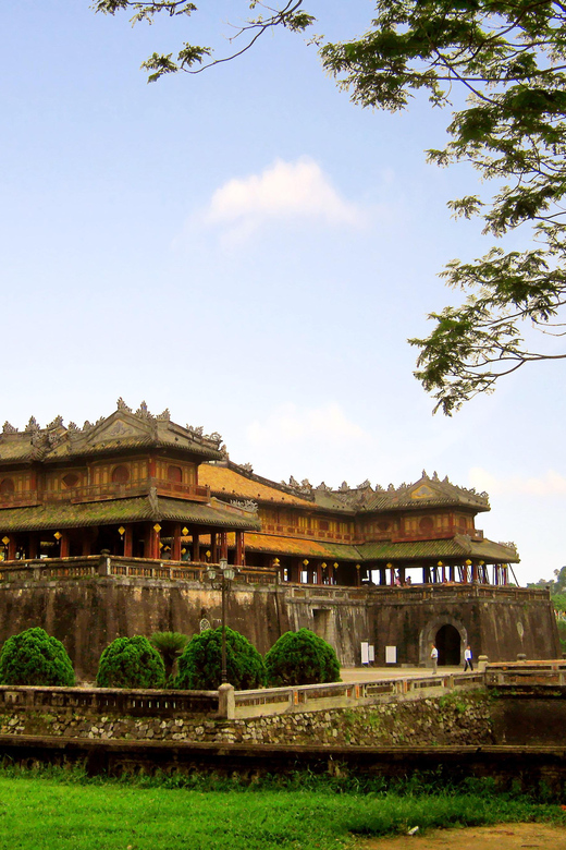 Explore the Ancient Beauty of the Imperial City of Hue - Highlights and Attractions
