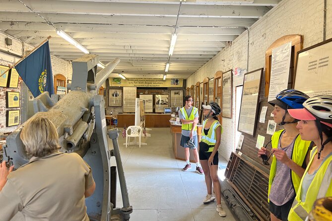 Explore the Area | Private & Custom Group Bike Tours | 2-2.5 Hrs. - Explore the Sights