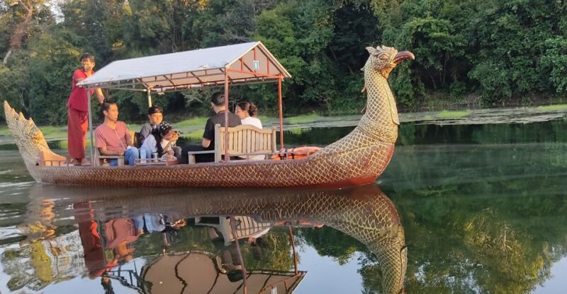 Explore The Beautiful Day View With Angkor Gondola Boat Ride - Itinerary and Transportation